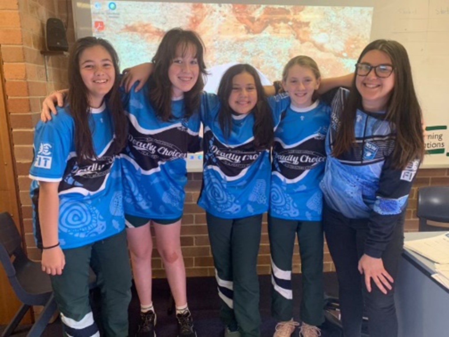 Aboriginal Health Group of young girls